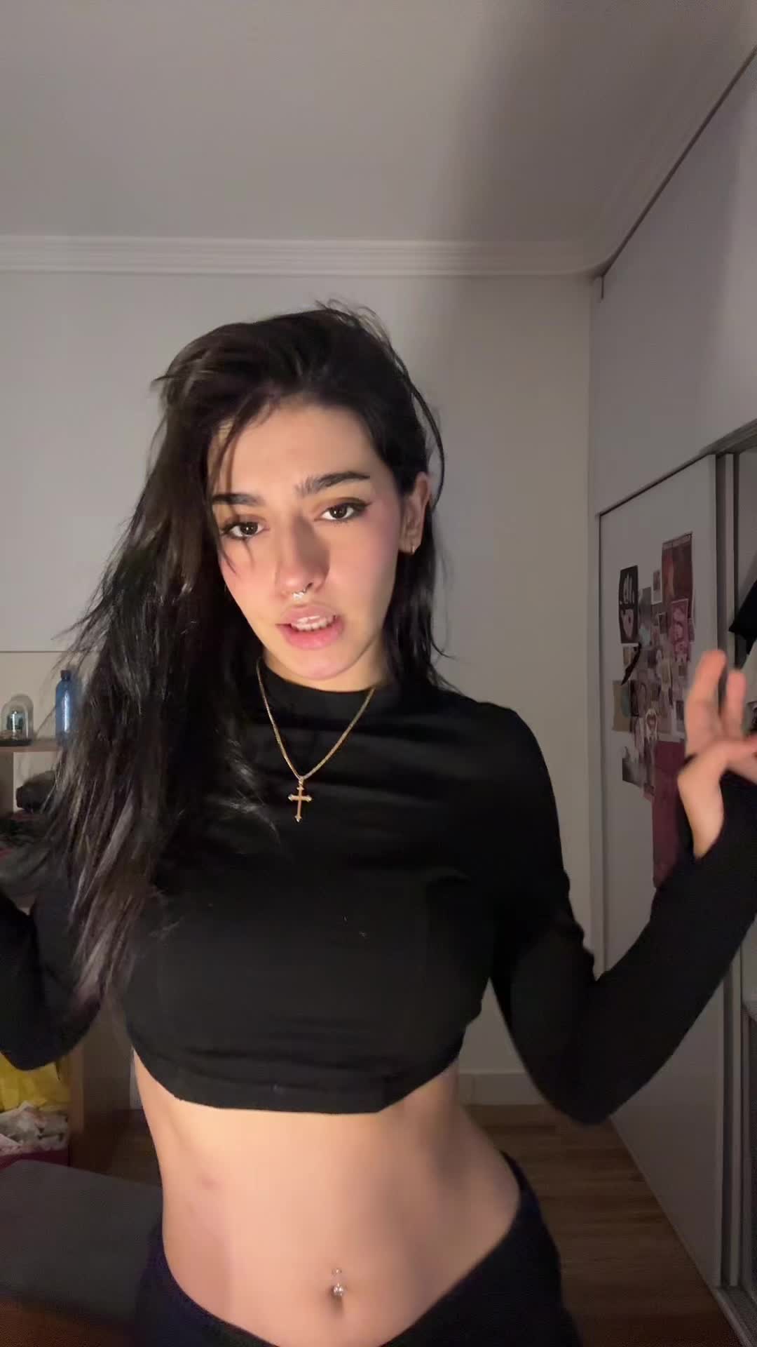 @nikaakarimi