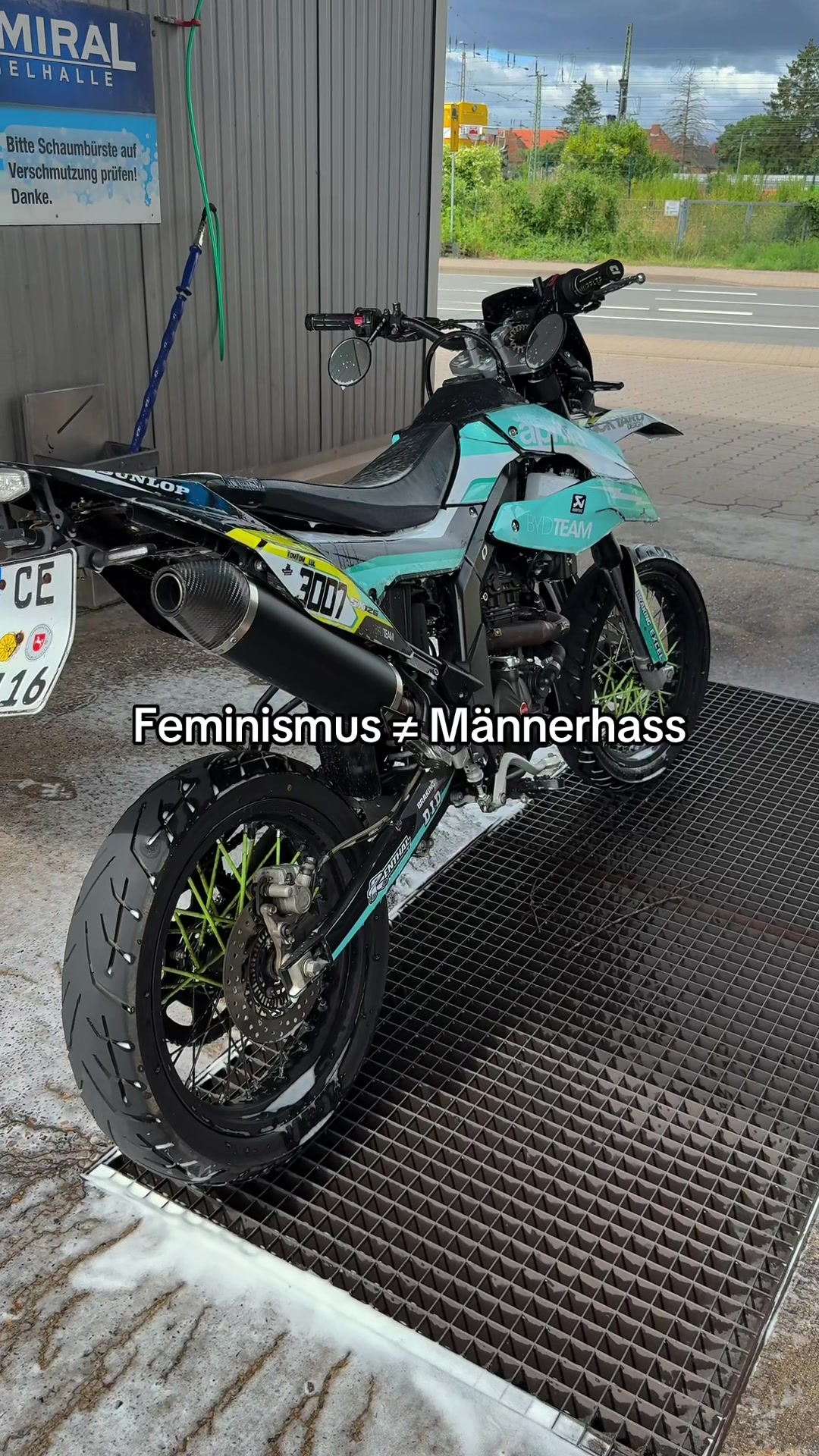 @Tom I SUPERMOTO