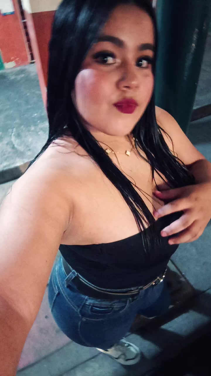 @Decker Valentina.❤
