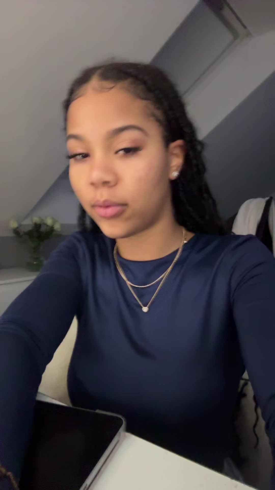 @user938389361