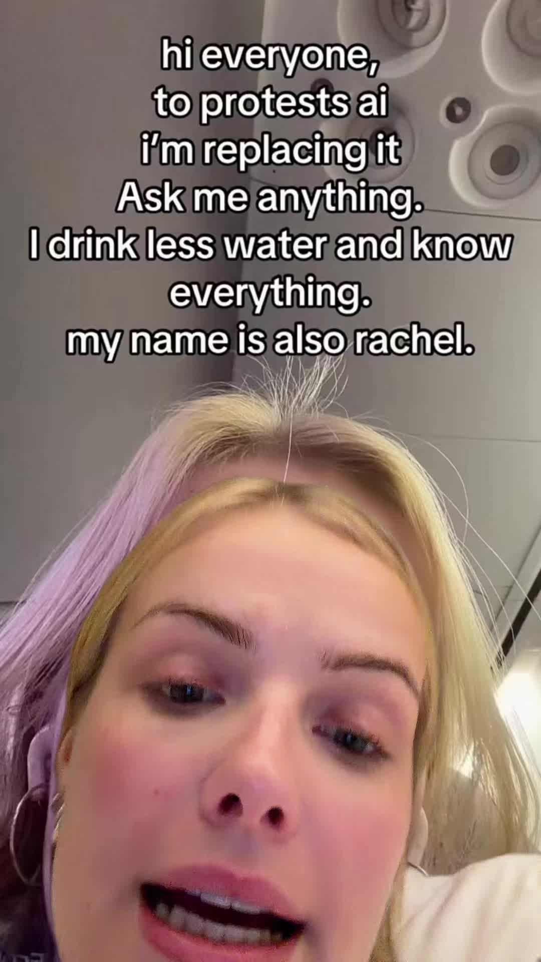 @rachelleahtia