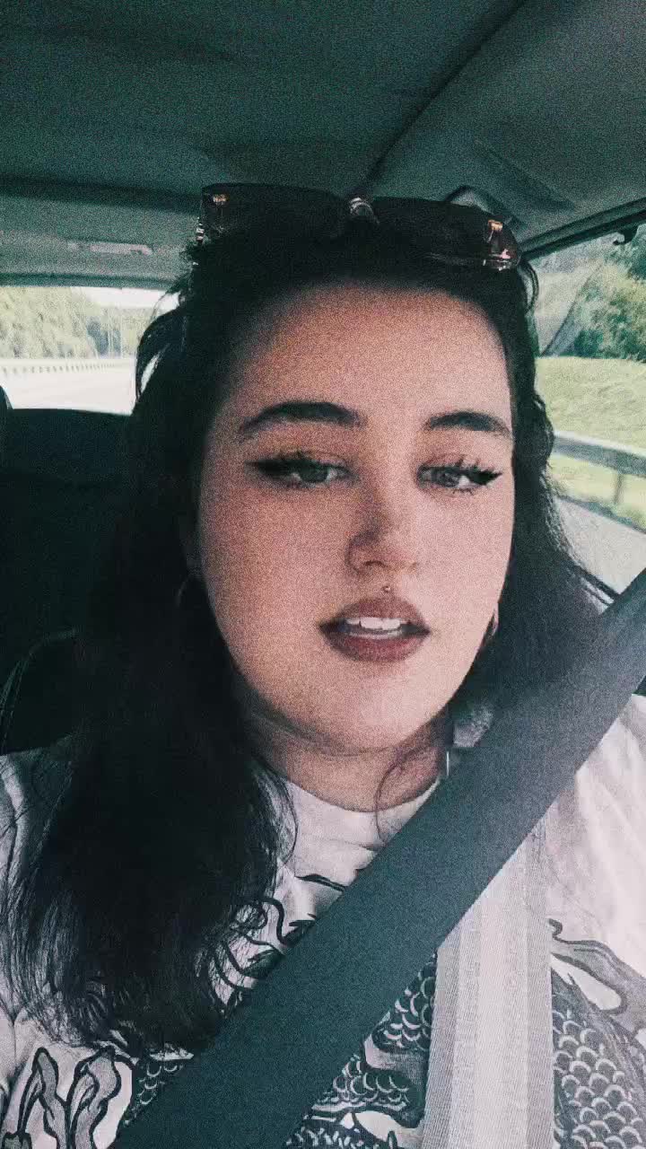 @jessii_🍒