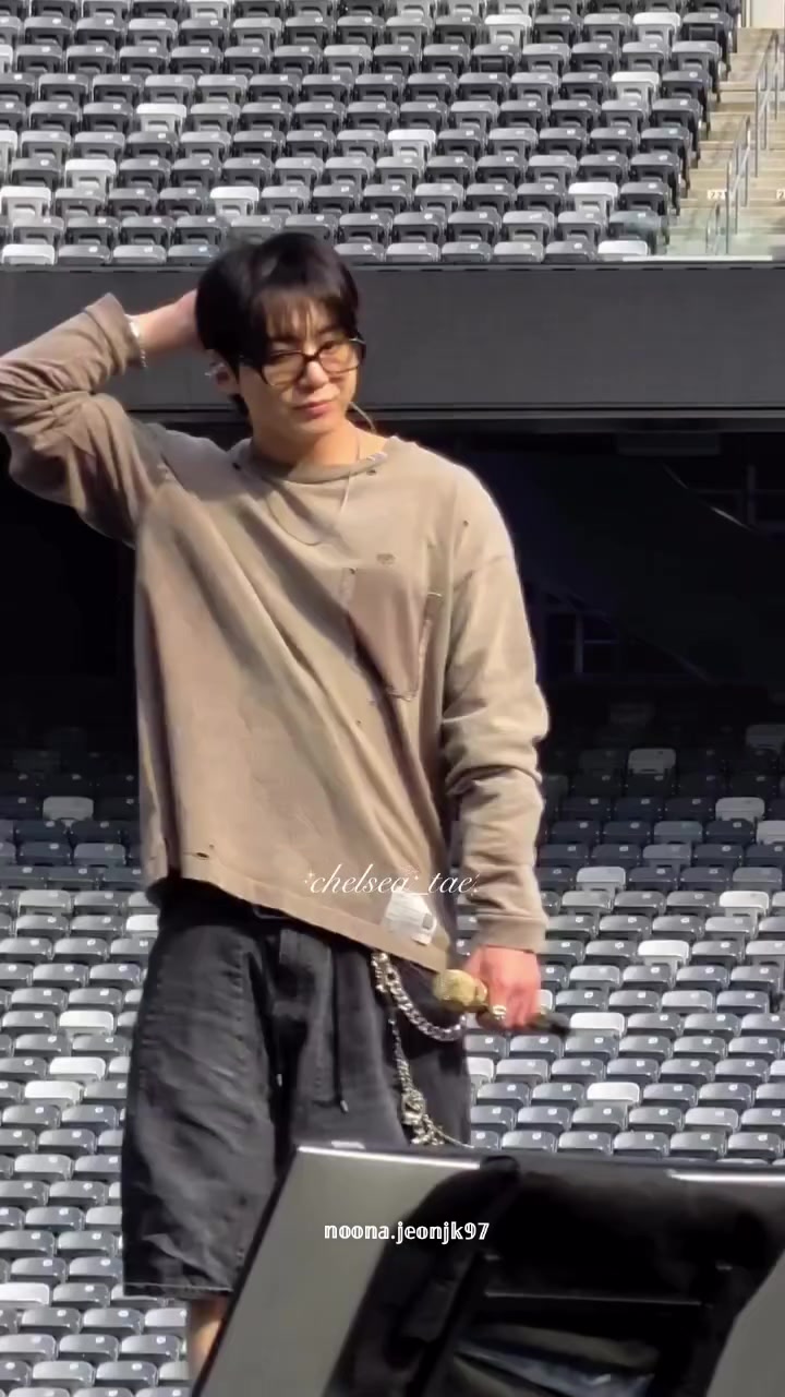 @๐๐ ๐ ๐๐.๐๐๐ ๐๐๐โท