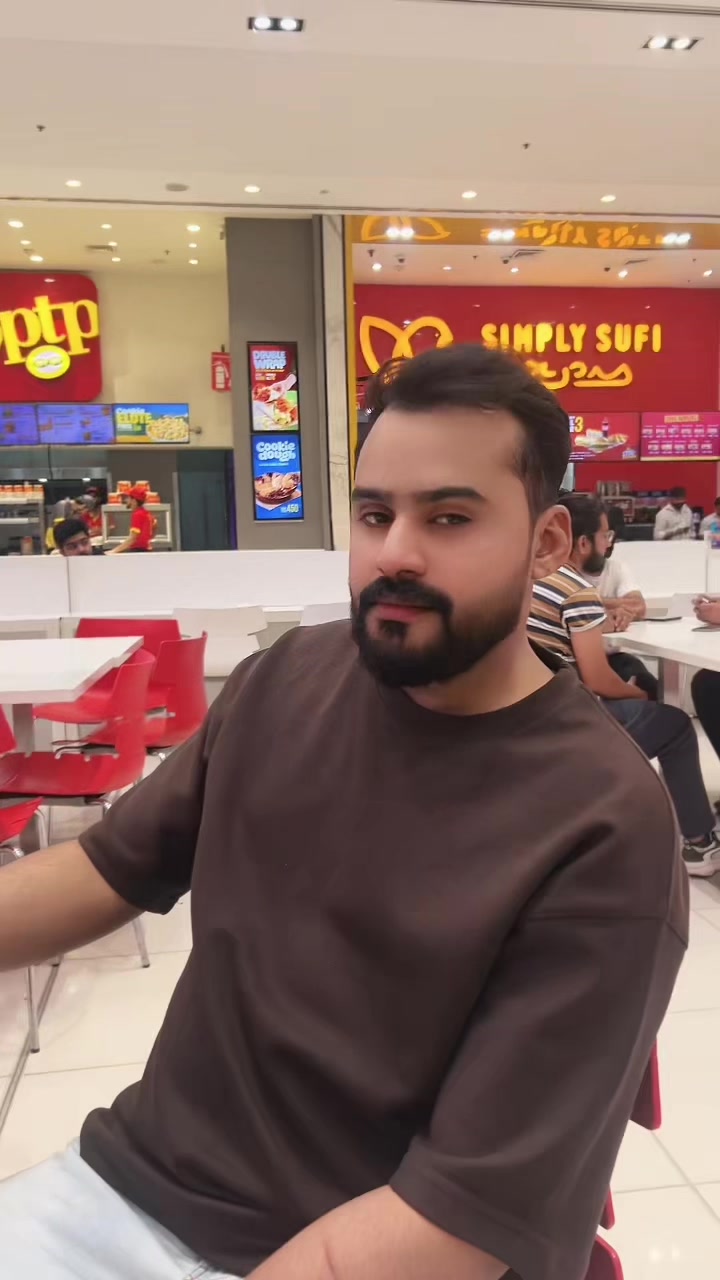 @Emaan🕊️✨