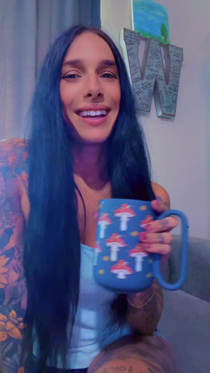 @Holly_Love
