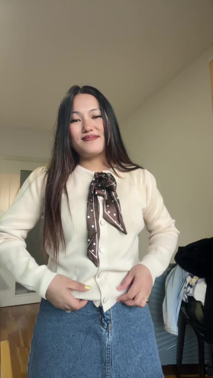 @👑Nabina Tamang 💫🌎