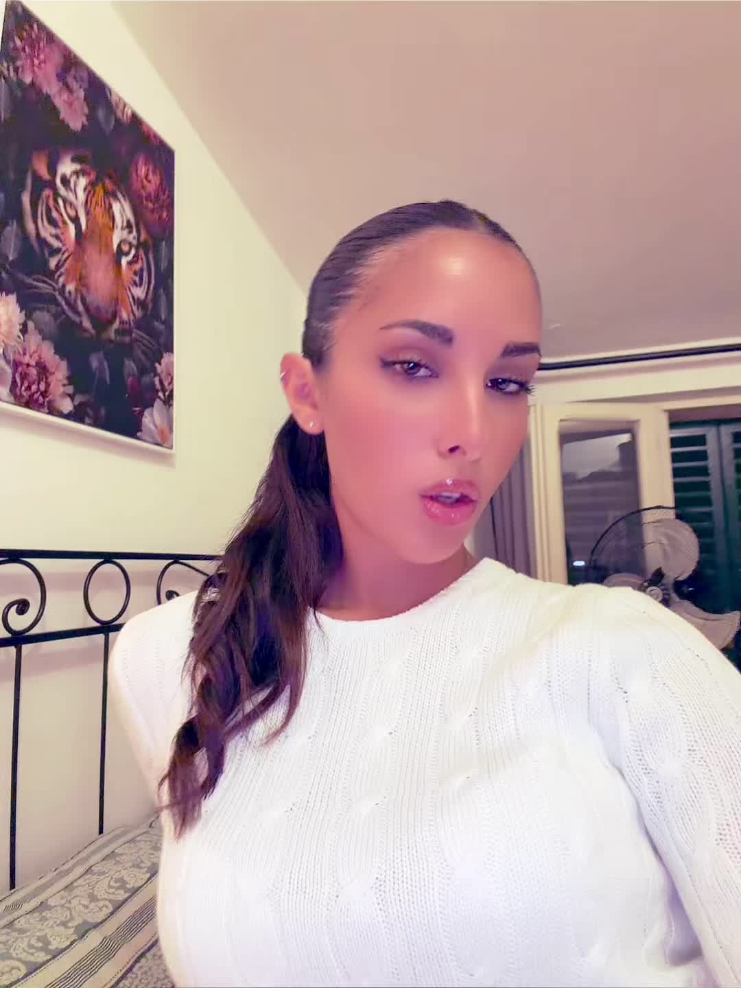 @greta