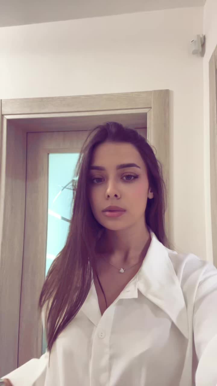 @elyyyjeee