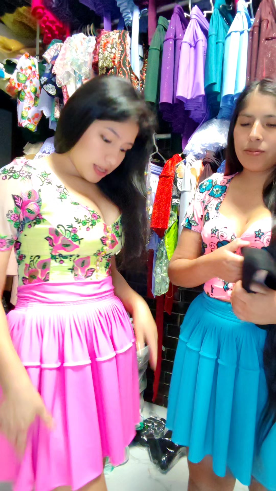 @R0ssy_Ramirez