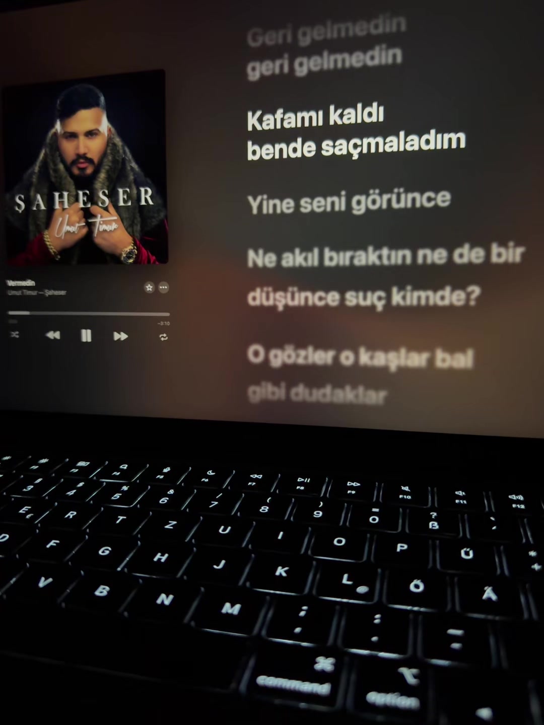 @🎶