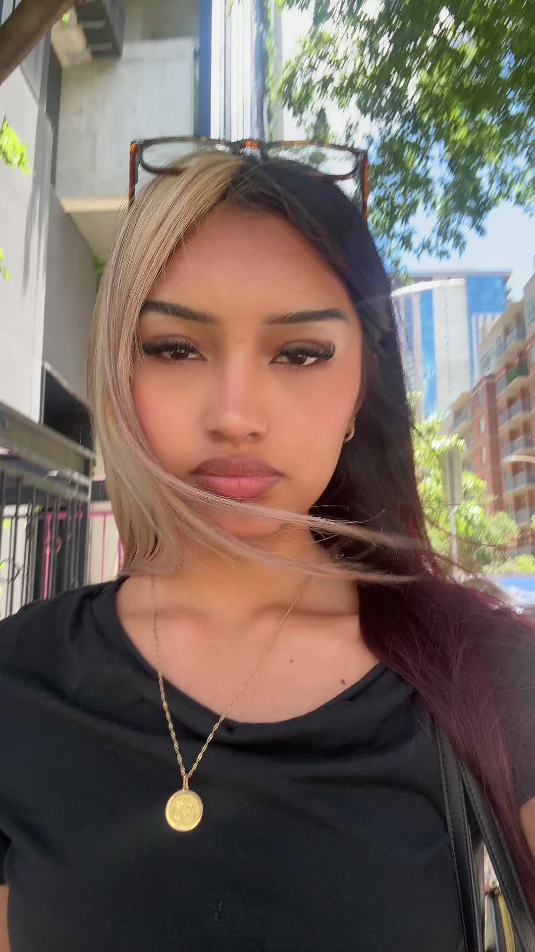 @anevay.jpg