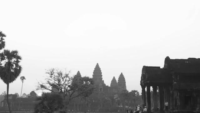 @Van Sophearak- សុភារះ🇰🇭