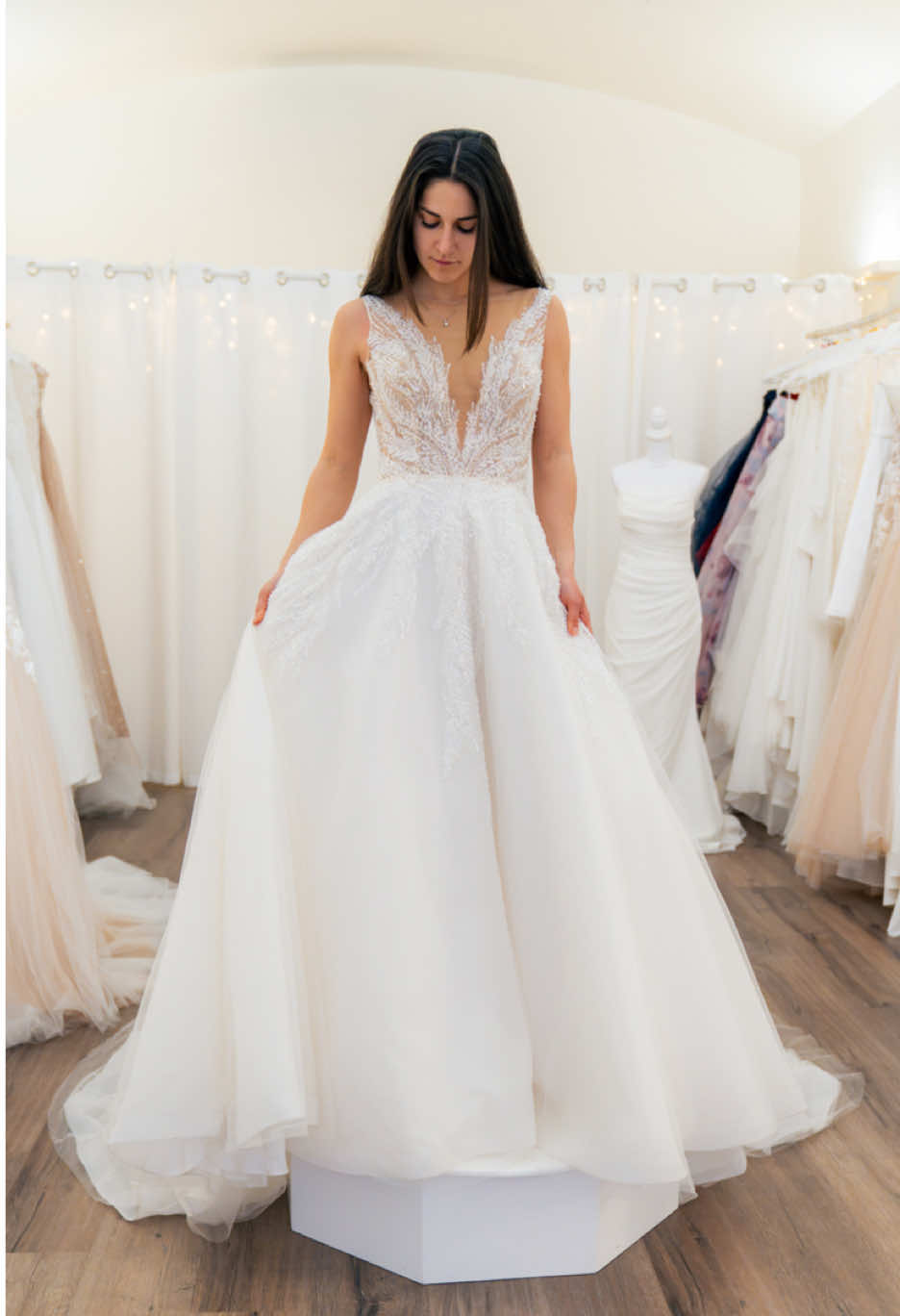 @Mari Bridal Atelier