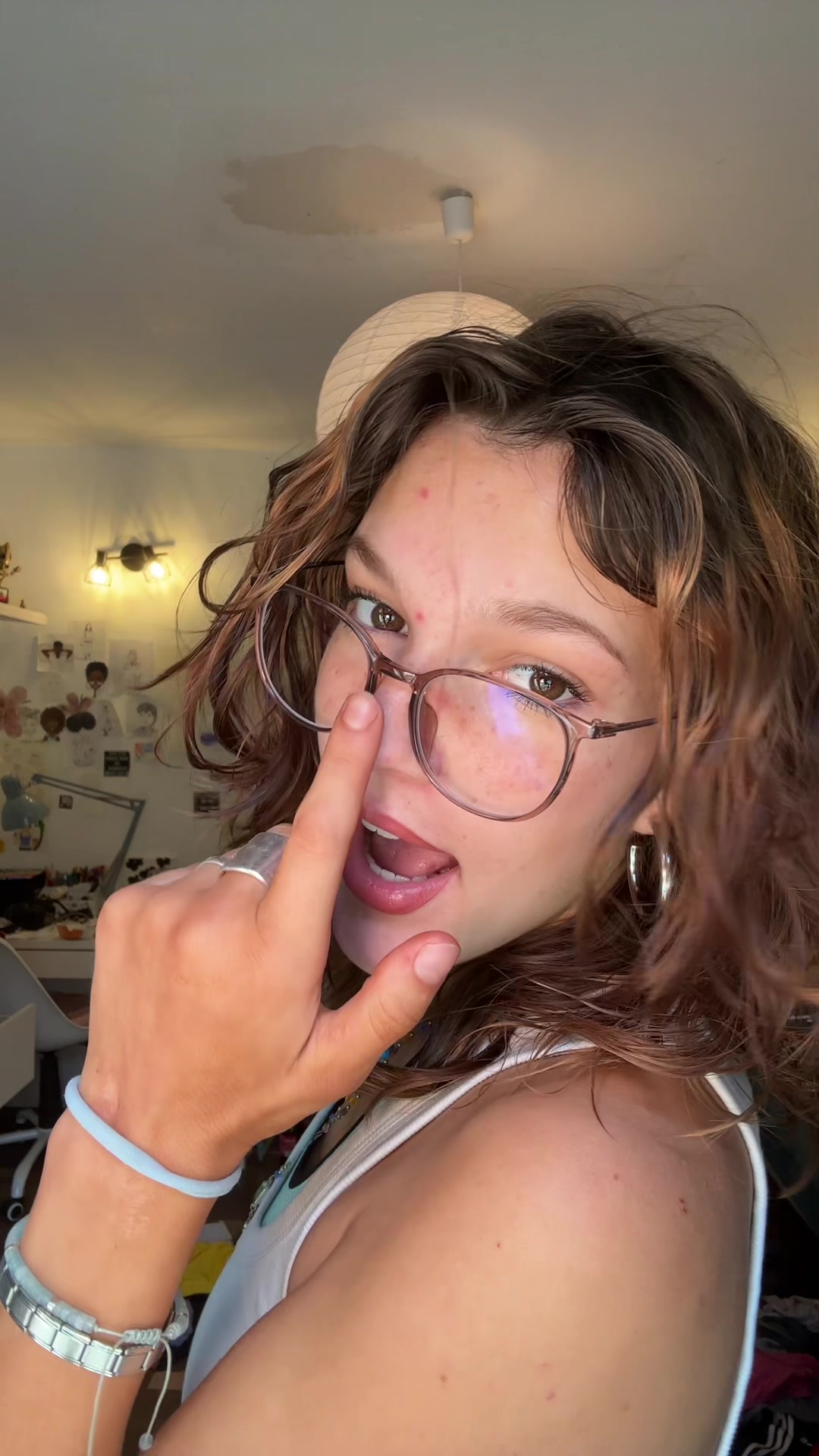 @Ava🫐