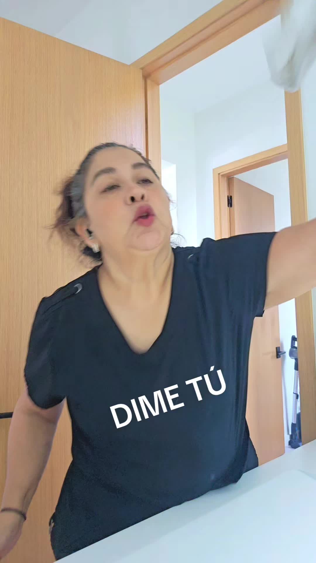 @ANJELICA@