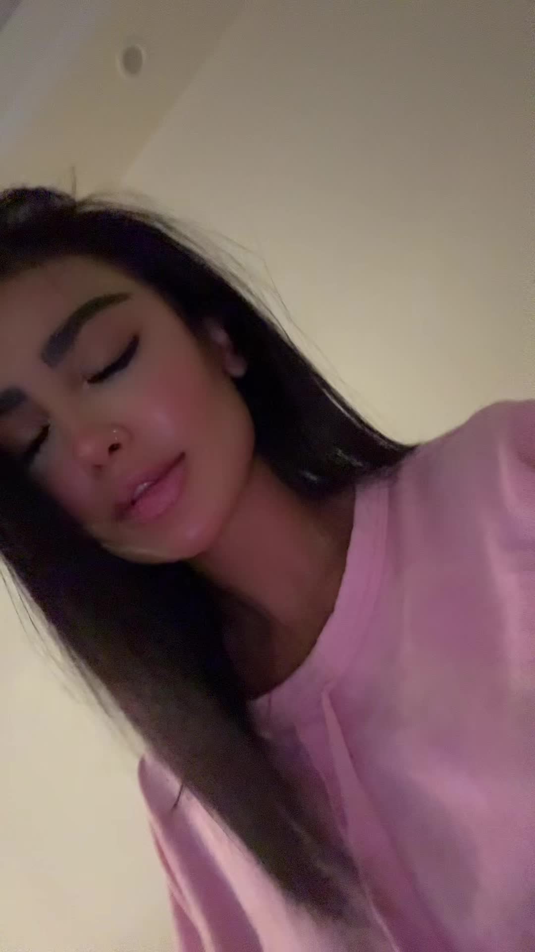 @Mellinyx