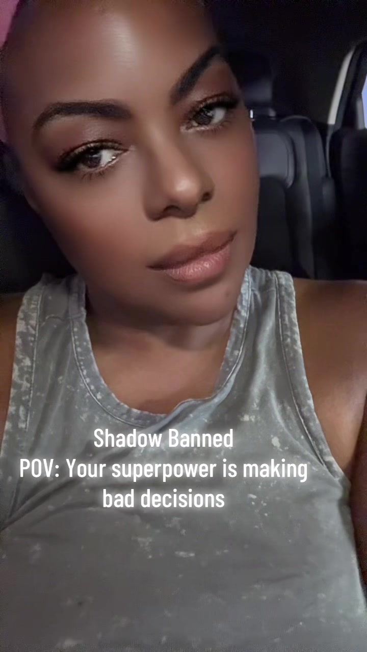 @iamellesully