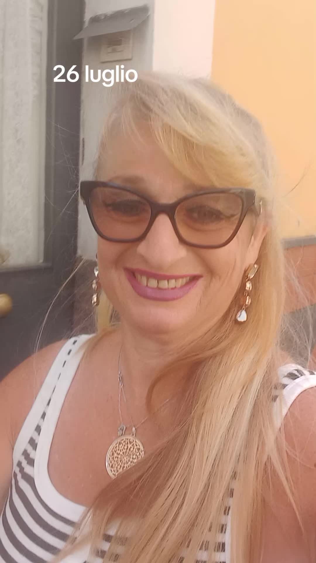 @anna lupoli