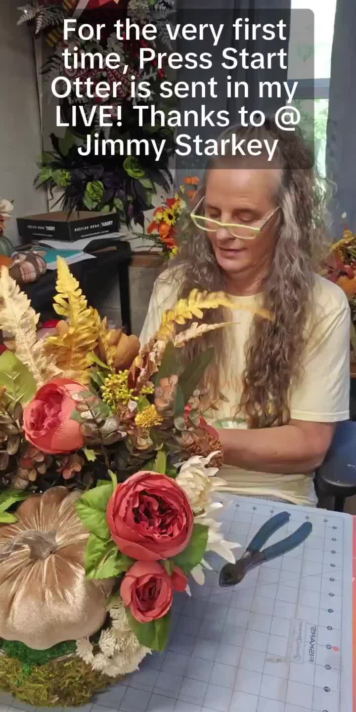 @RosiePosie, WreathsbyRosie❌️