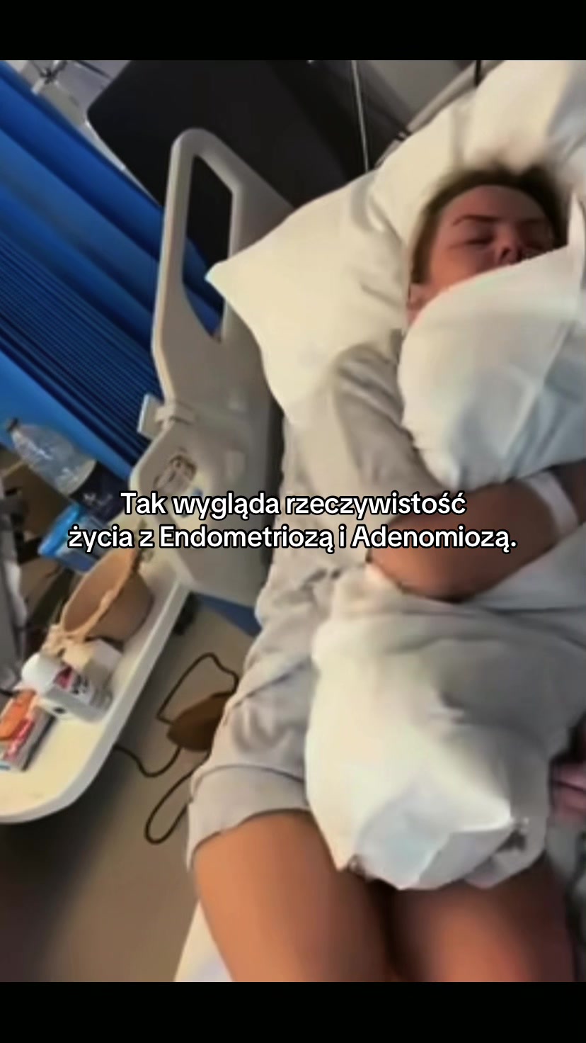 @EndoMona🎗️
