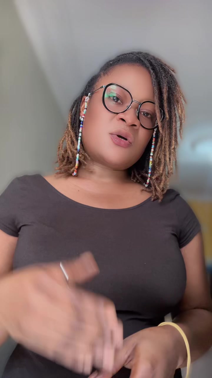 @Lacoquine@🥰