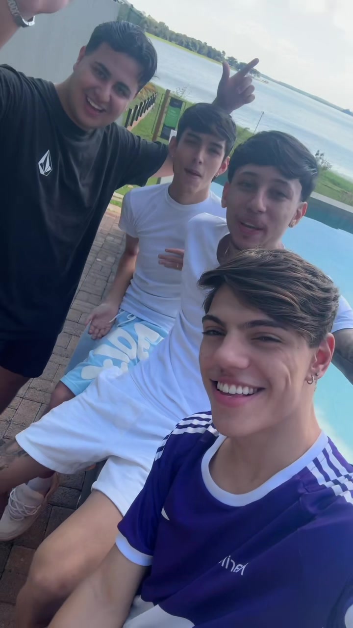 @Garciia