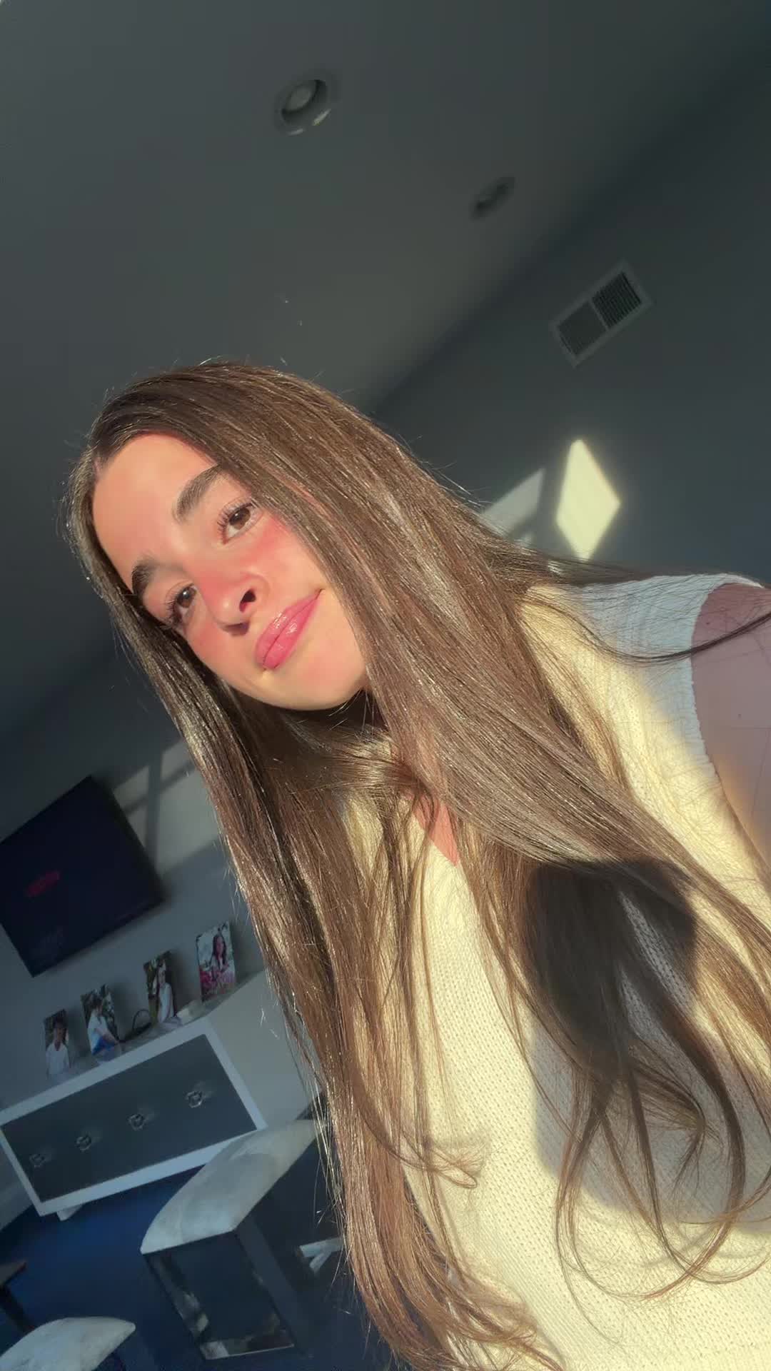 @Ilanaananananan