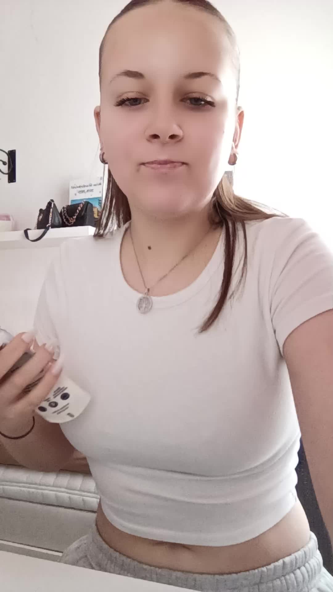 @Leonie.x