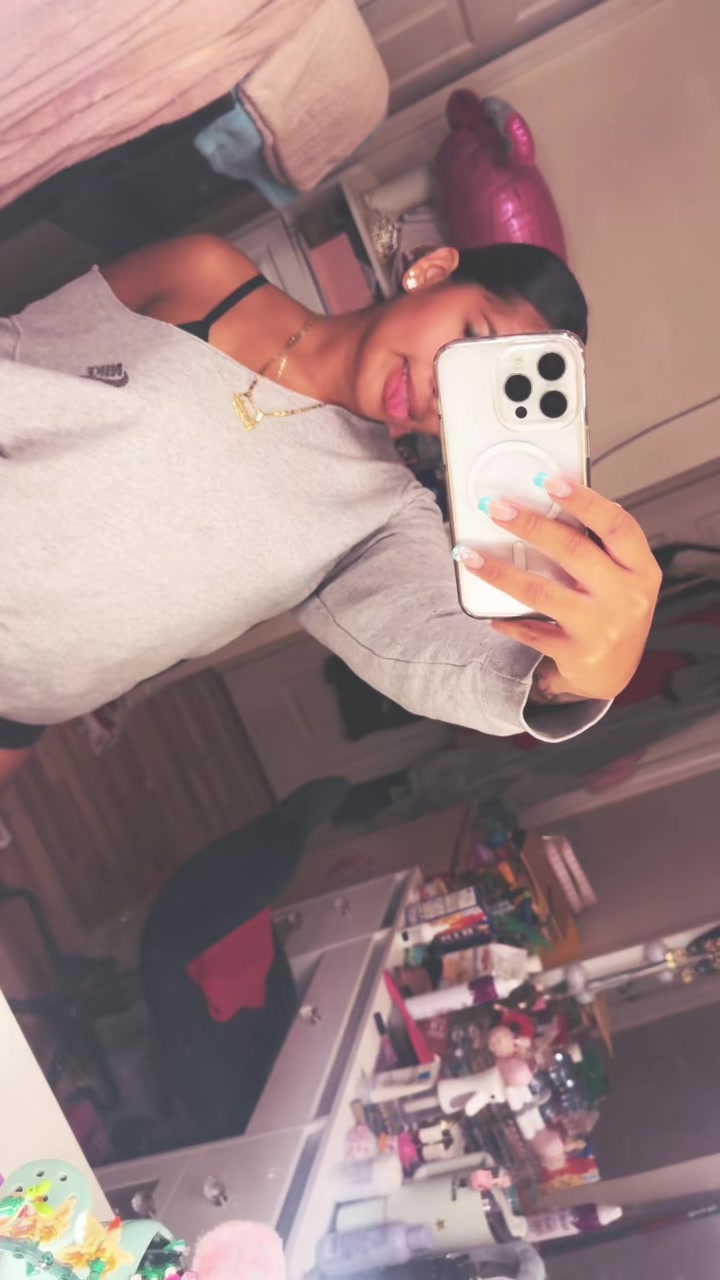 @emely.zoe1