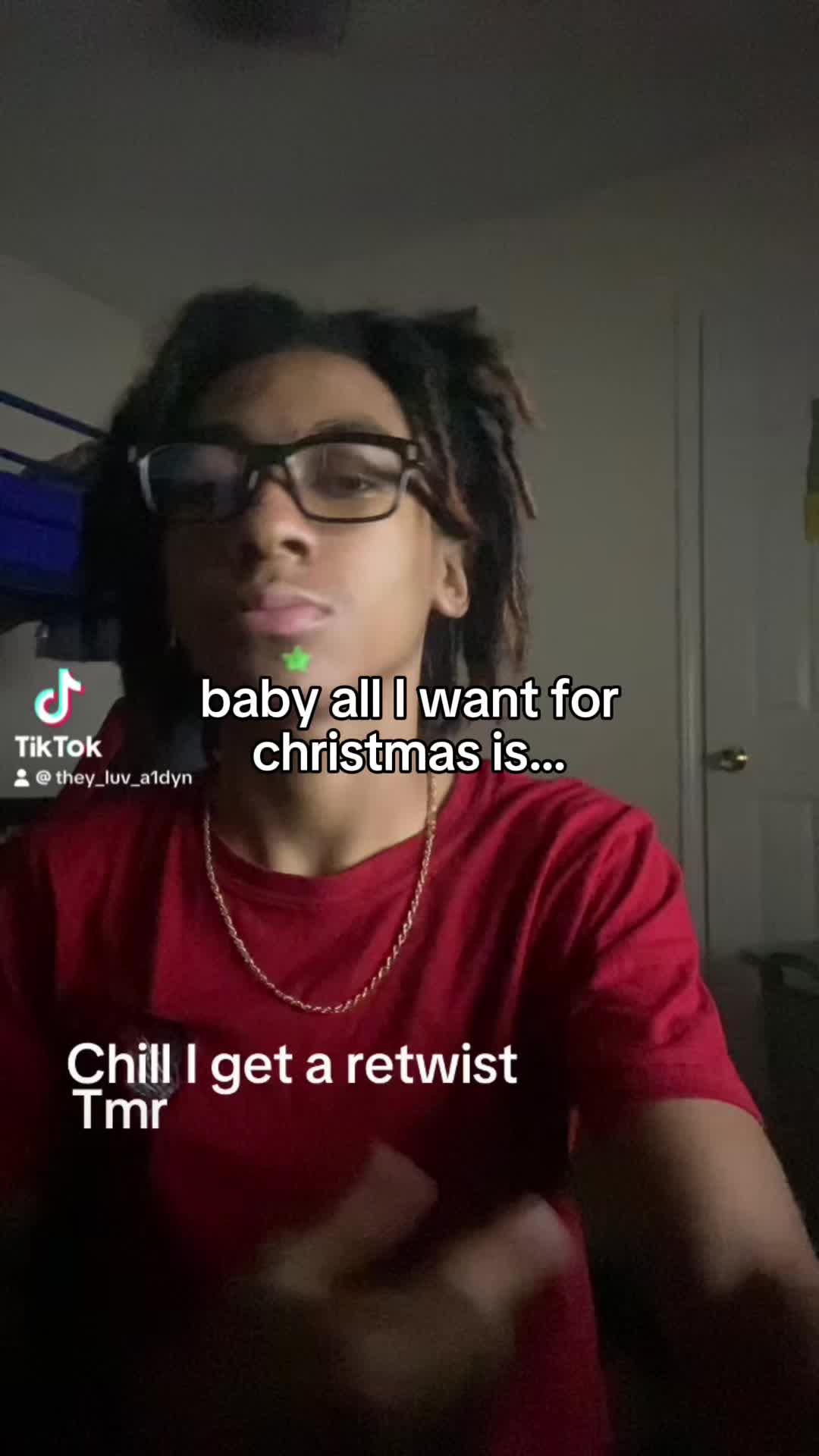 @⃟