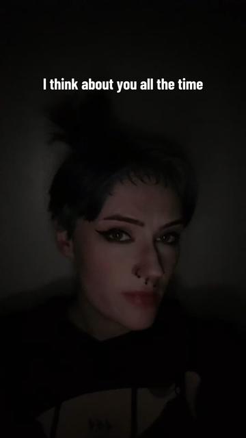 @🍓🖤LovelessBerry🖤🍓