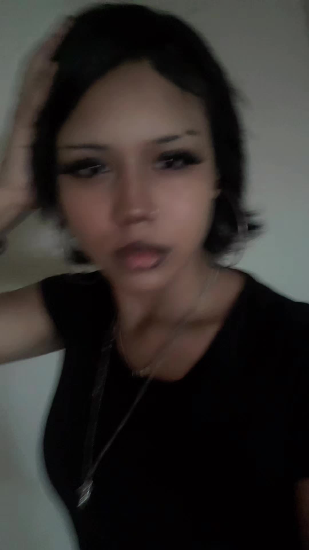 @Rena