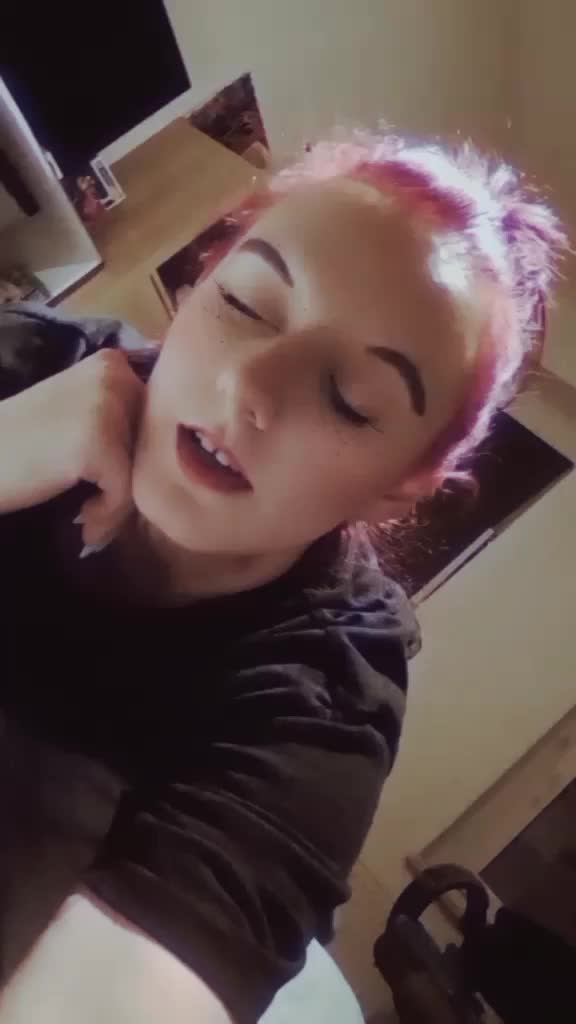 @Fuck_Girl_🖕🏻_27