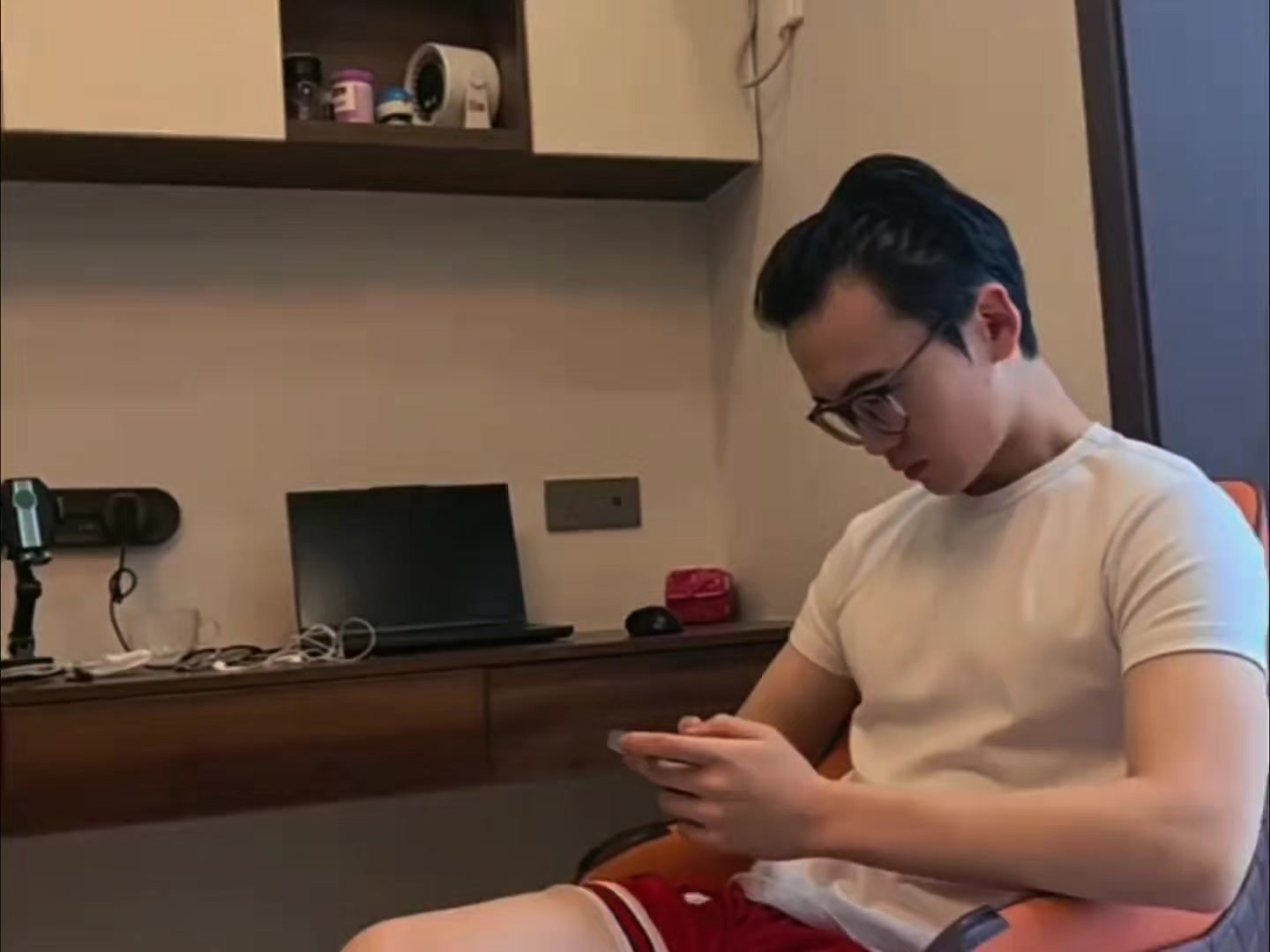 @林京一