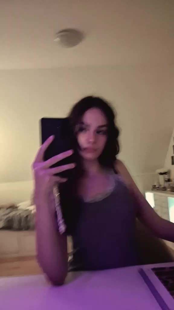@Sophia