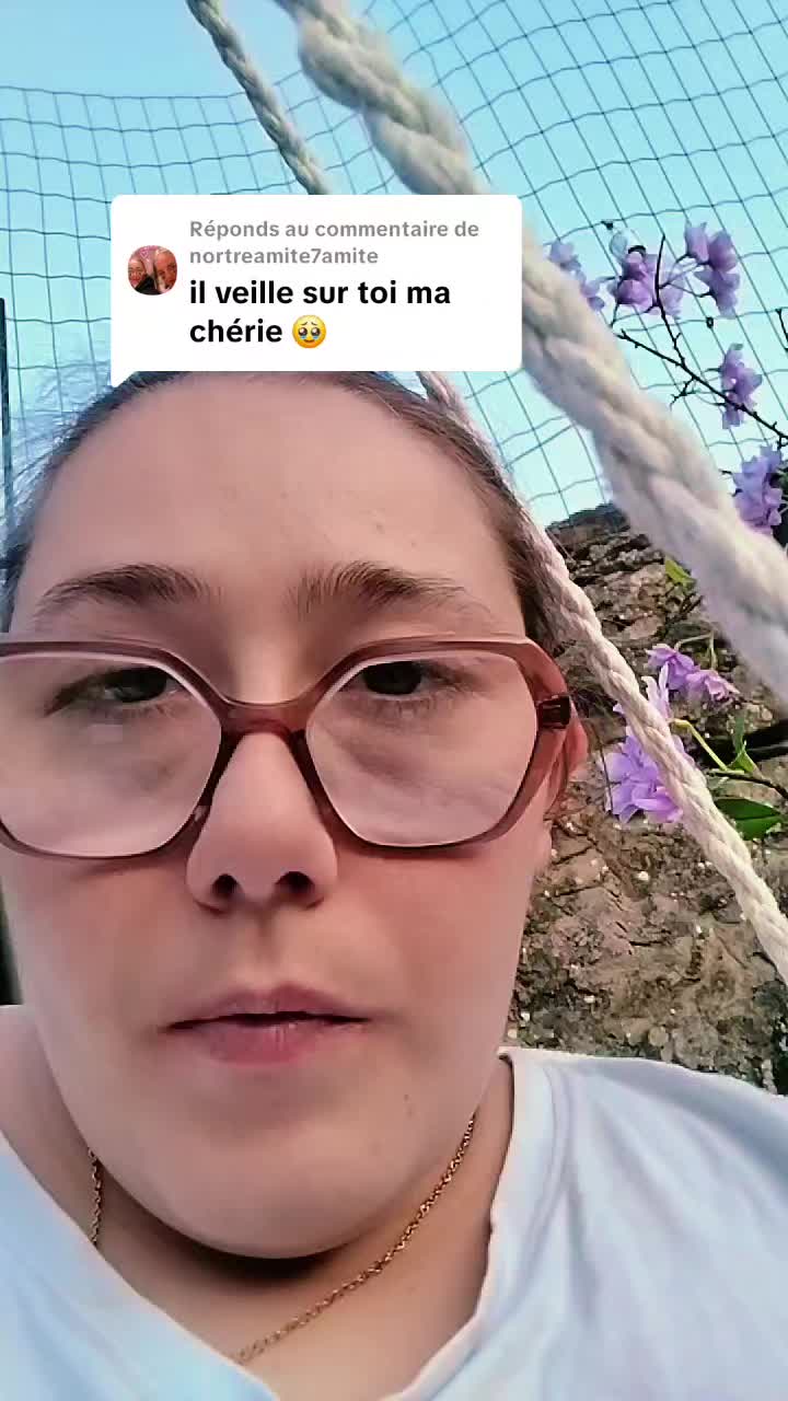 @⭐main dans la main avec laure⭐