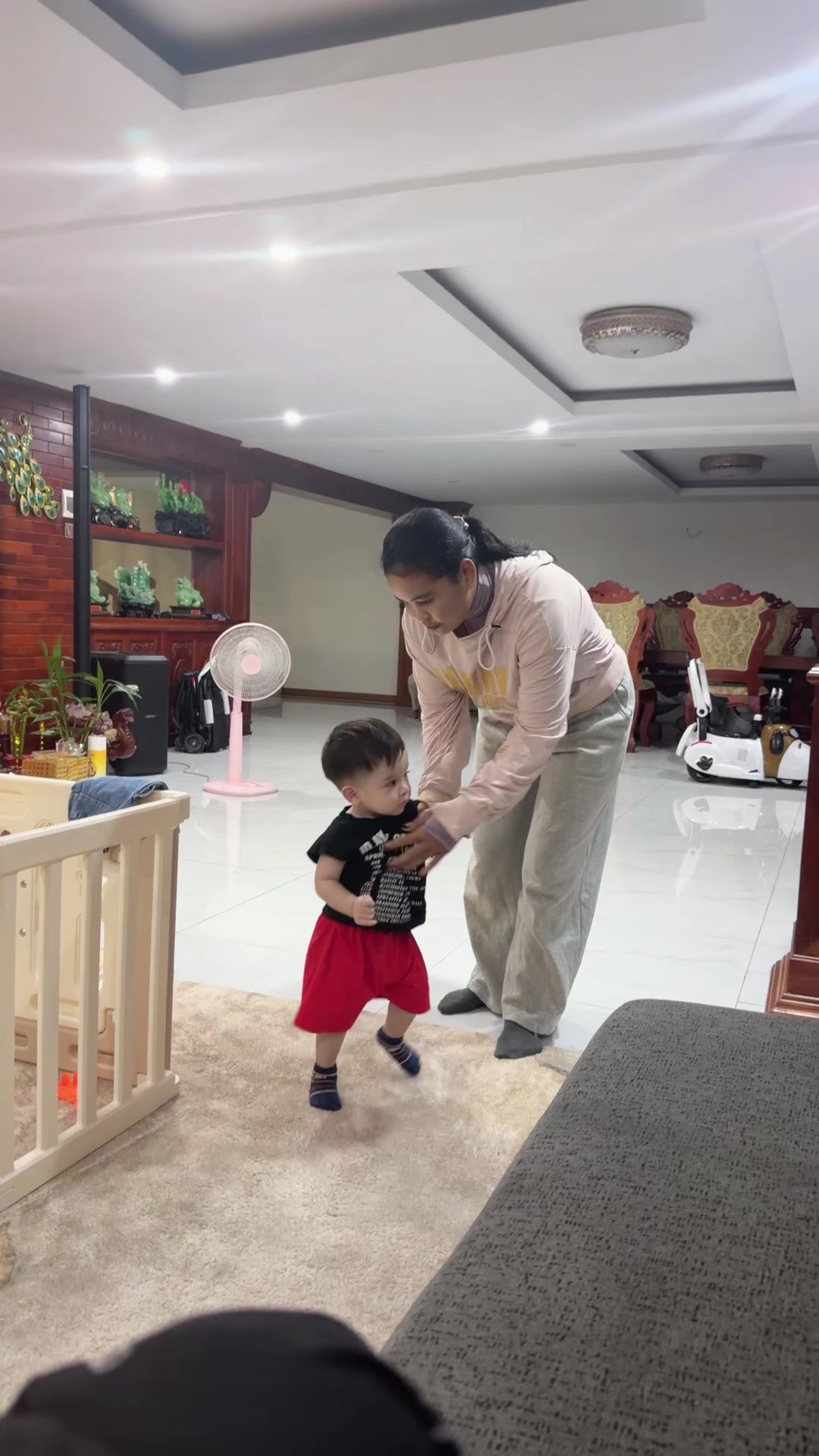 @ម្លិះ-Malish
