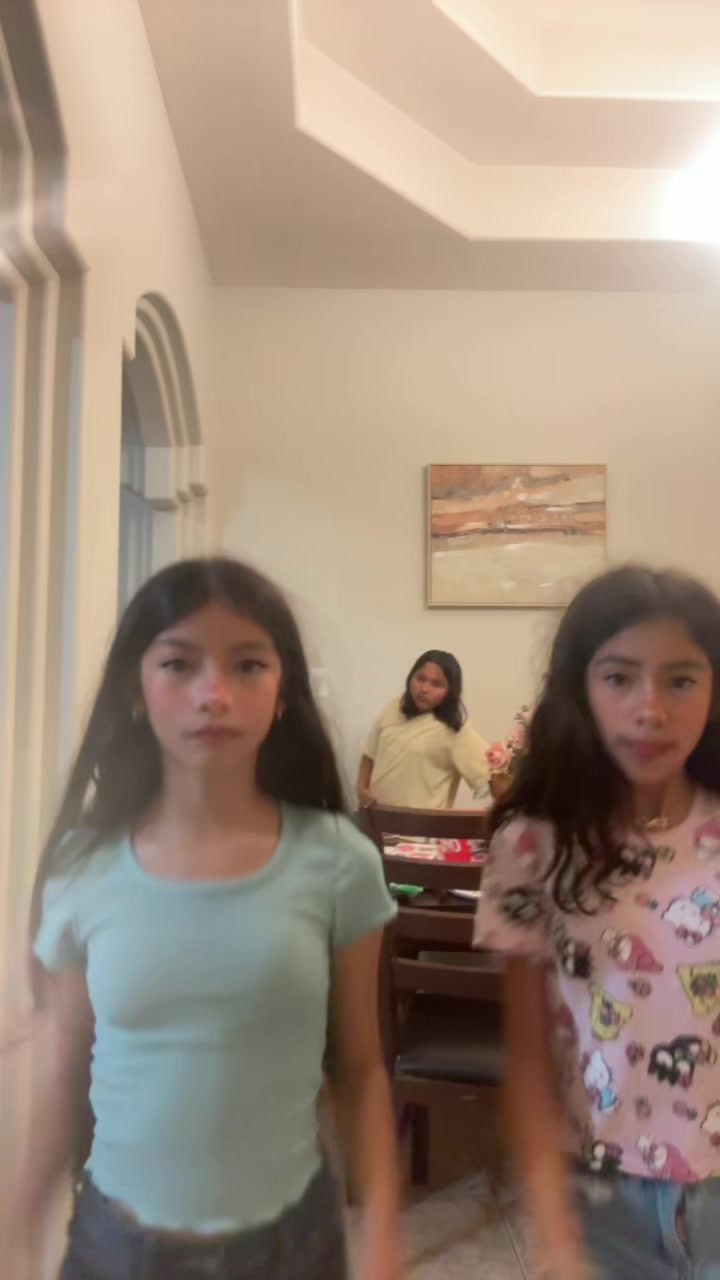 @Elizonditos