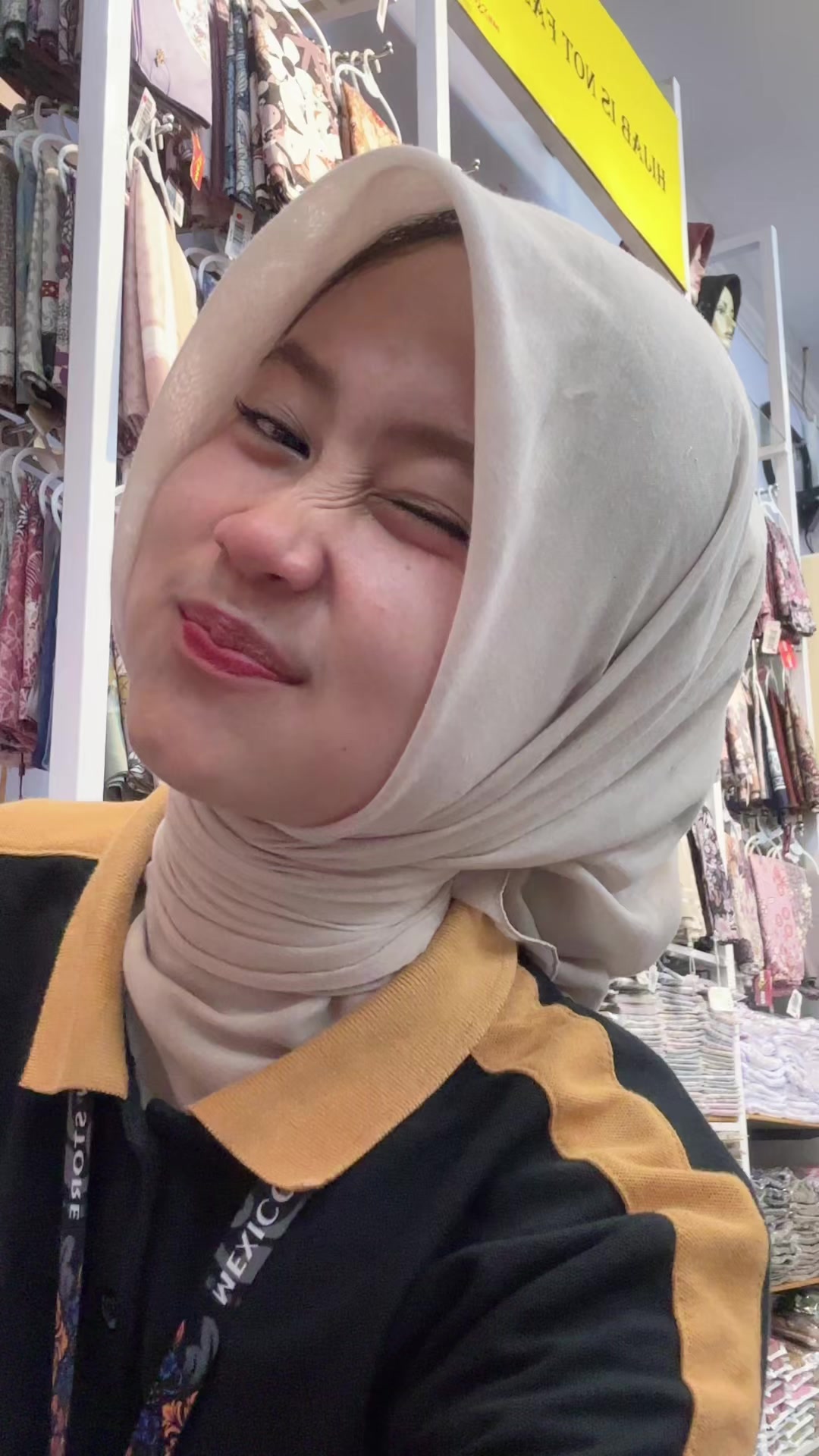 @tia purnamasari