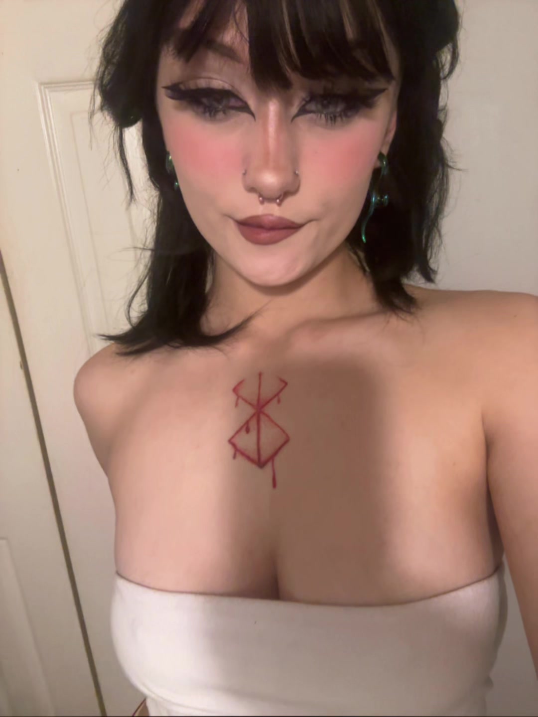 @🕷️𝔪𝔢𝔪𝔬𝔯𝔶 𝔟𝔢𝔩𝔩𝔢🕷️