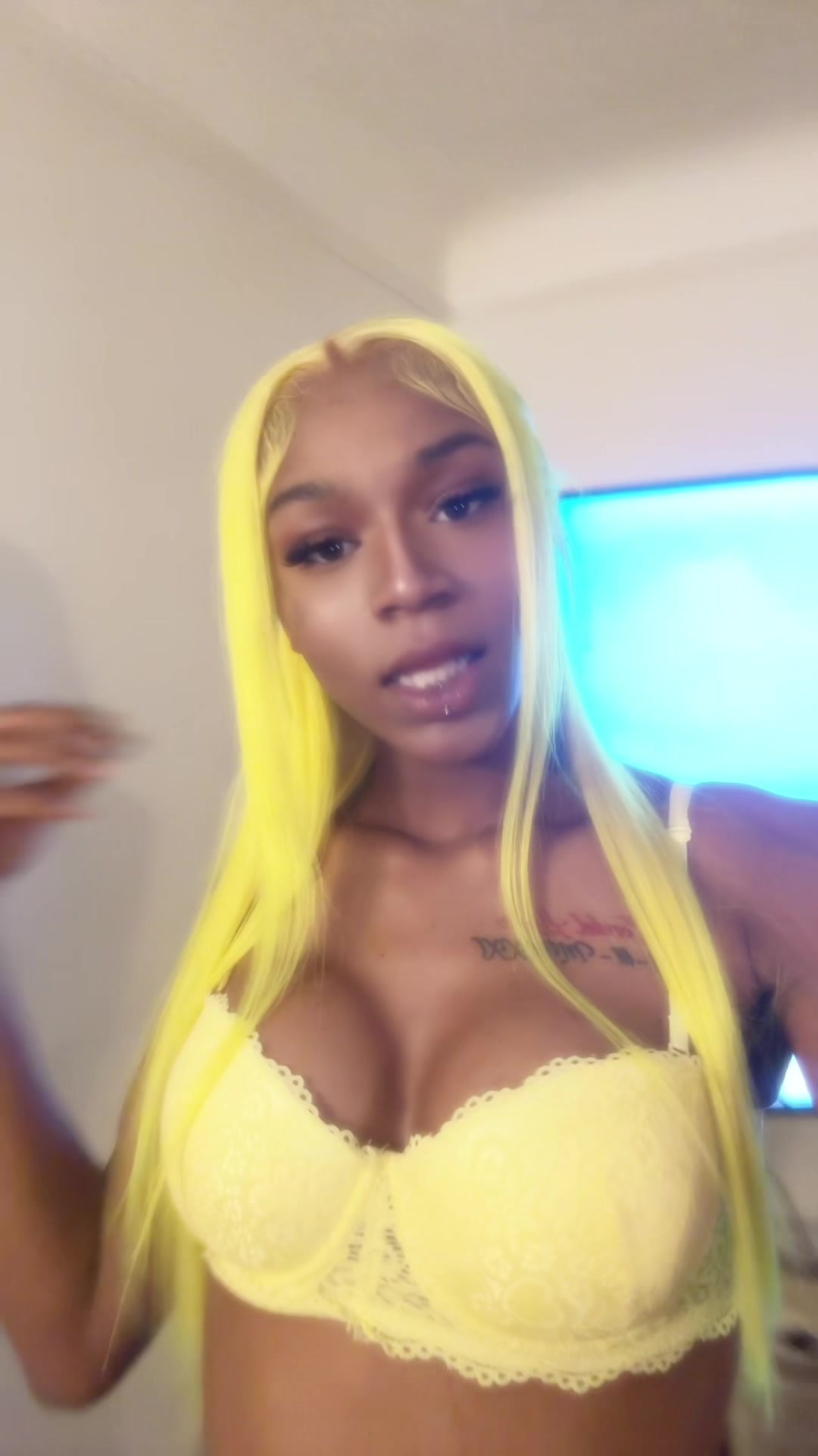 @DESIRAE 🎀