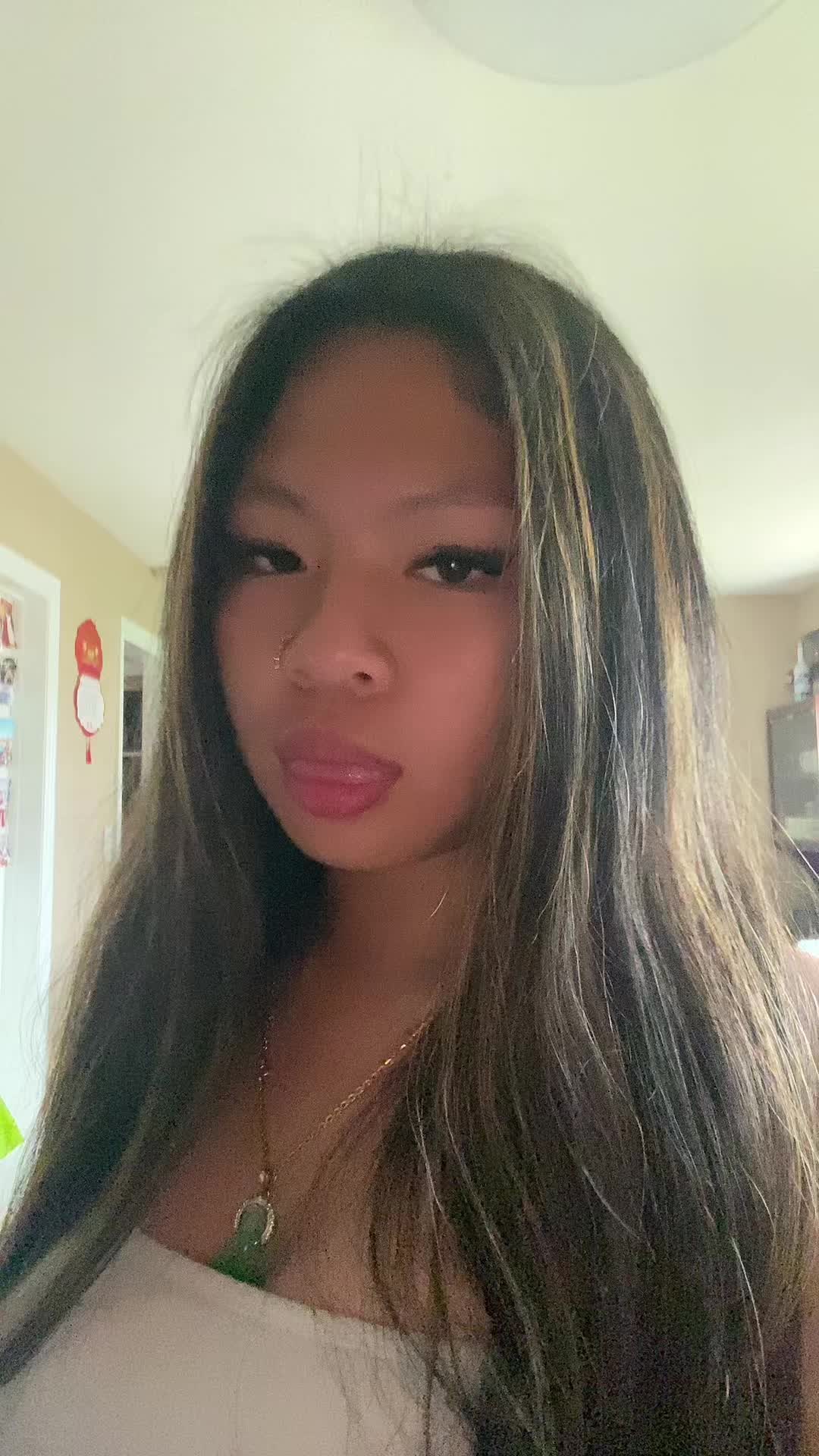 @👩🏻&zwj;🔬