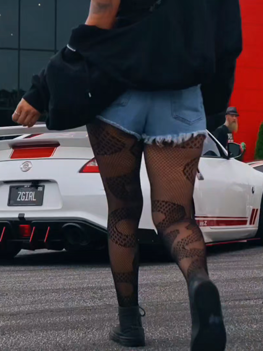 @Z34GRL