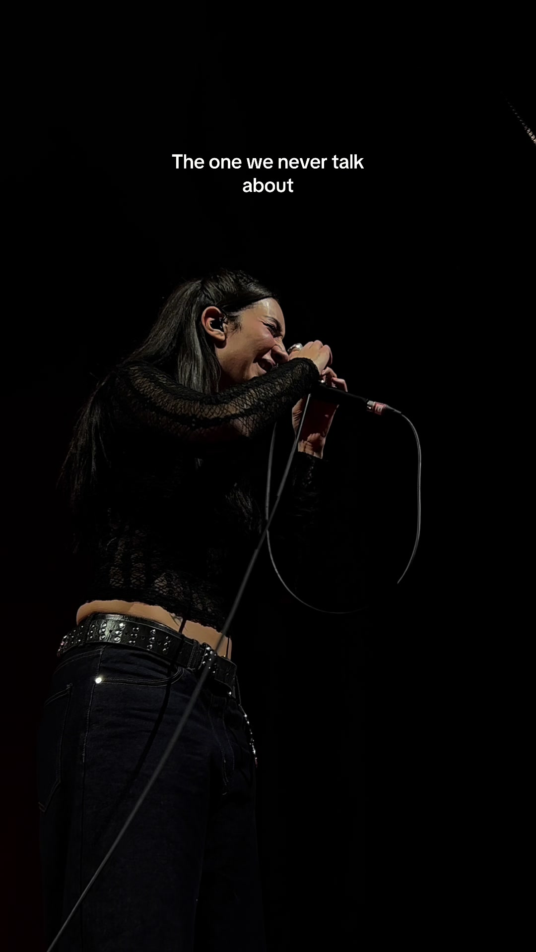 @julia wolf clips