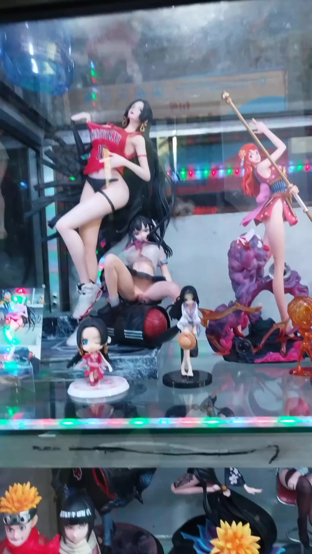 @WAN YAN - Figure shop