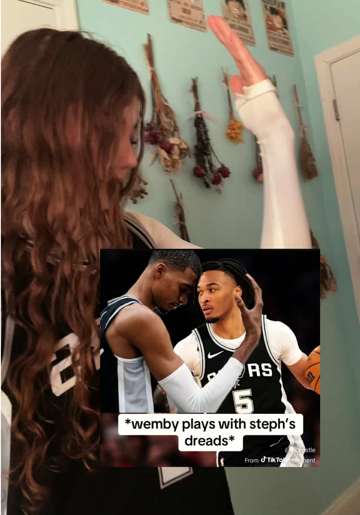 @elissa