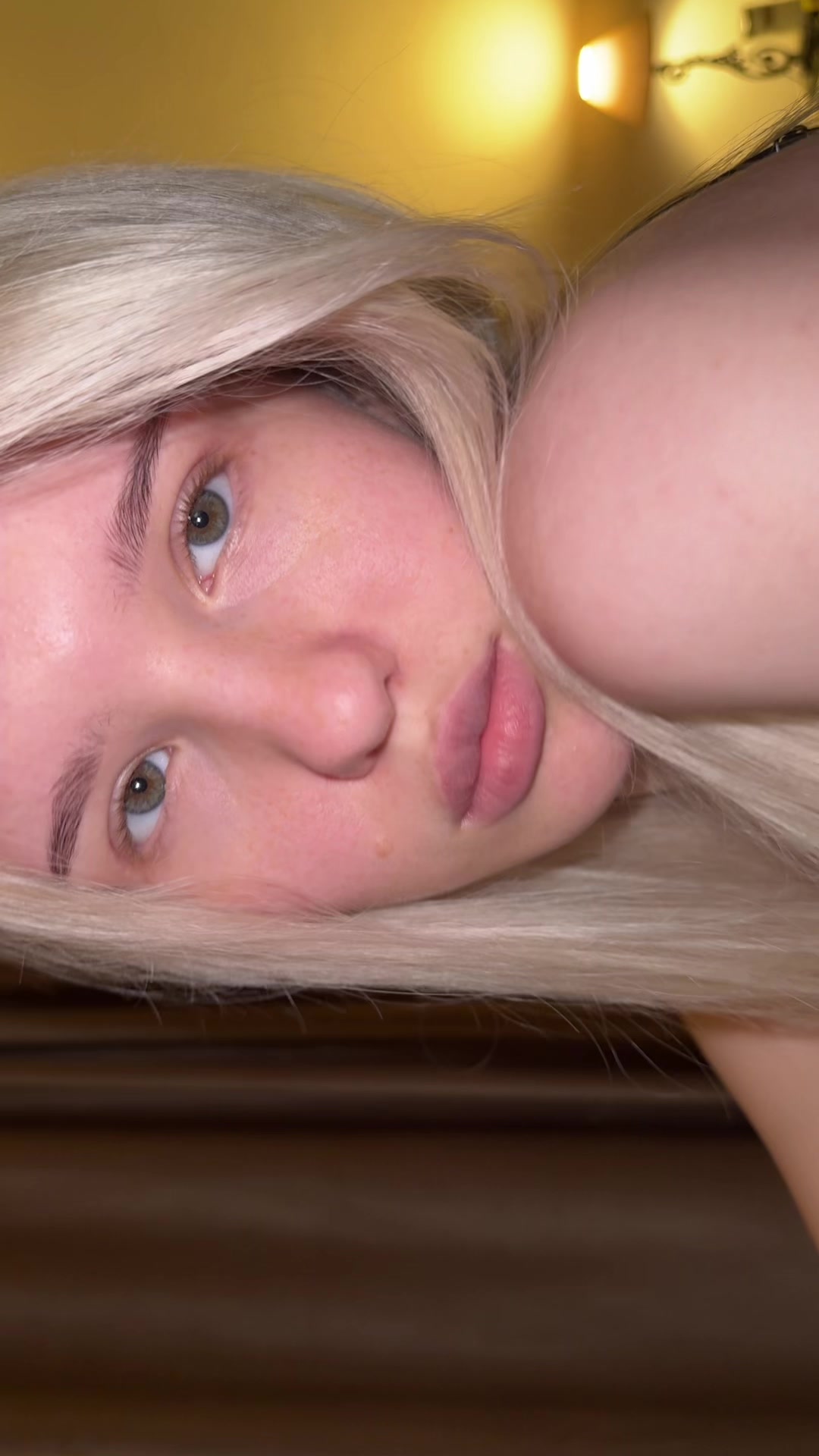 @𝐩𝐨𝐥𝐢𝐧𝐚