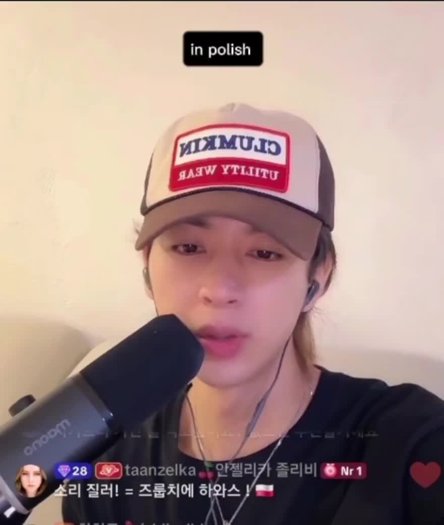 @taanzelka🍒안젤리카 졸리비