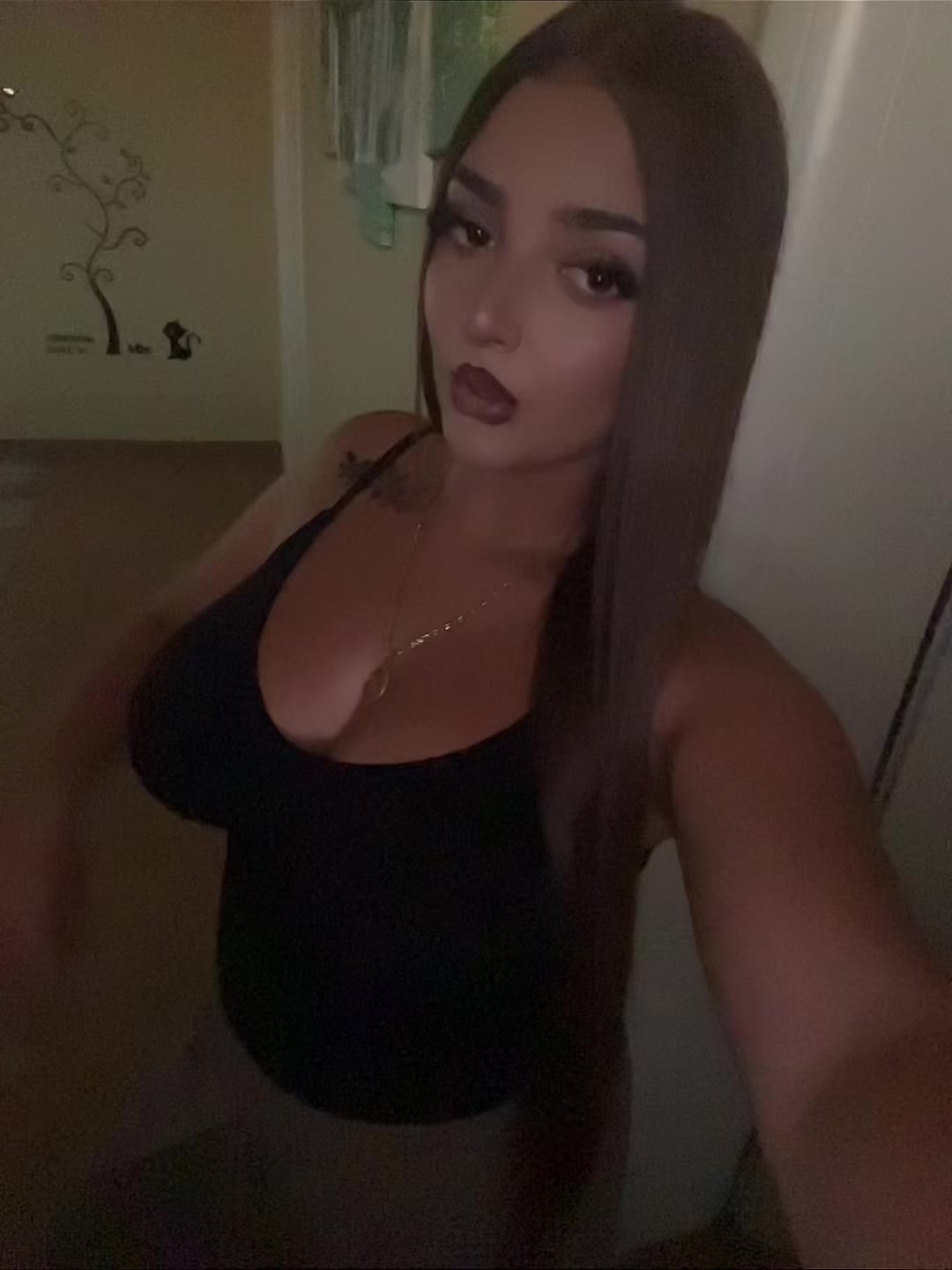 @gloriaa
