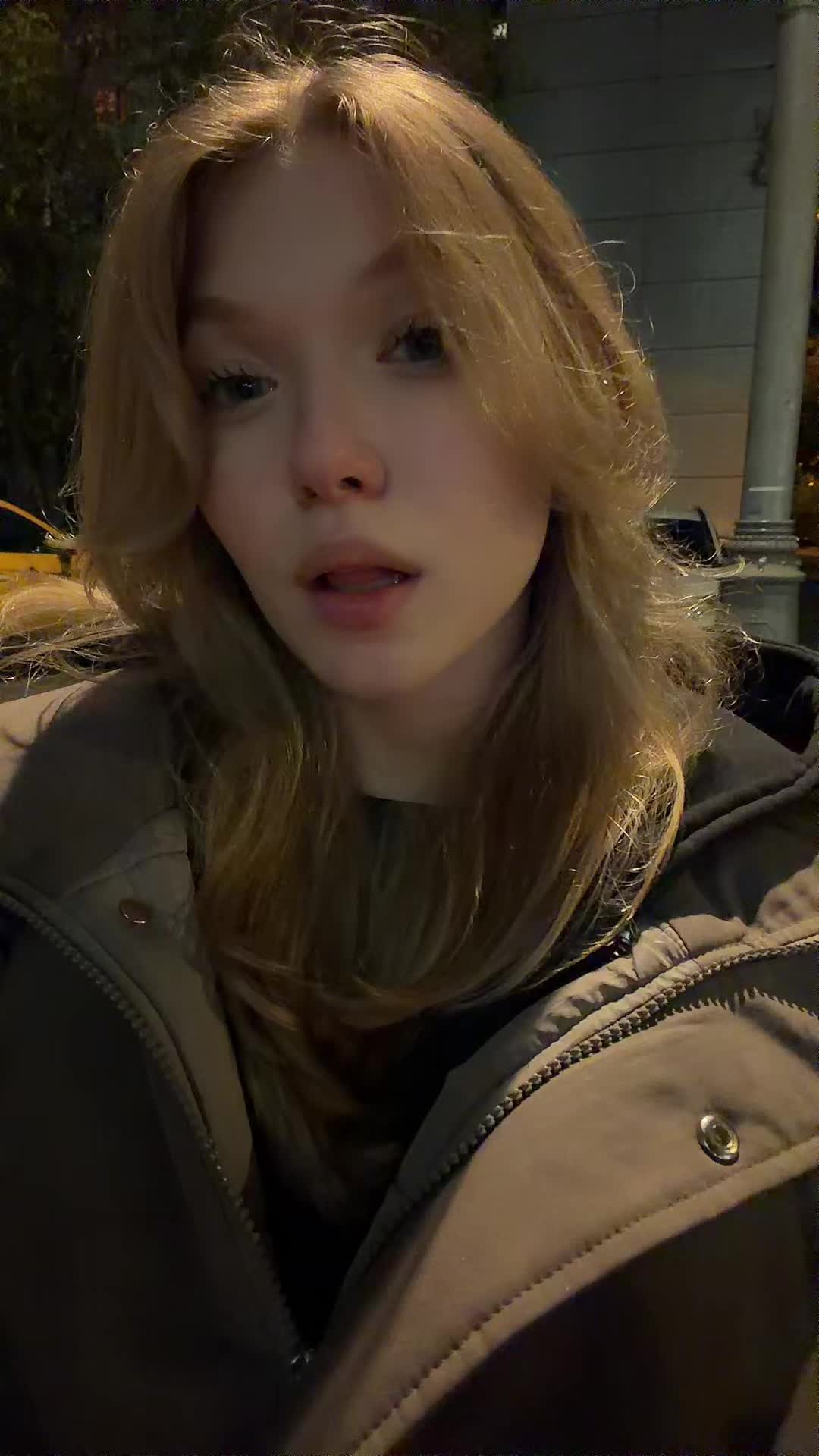 @Varushka🎀